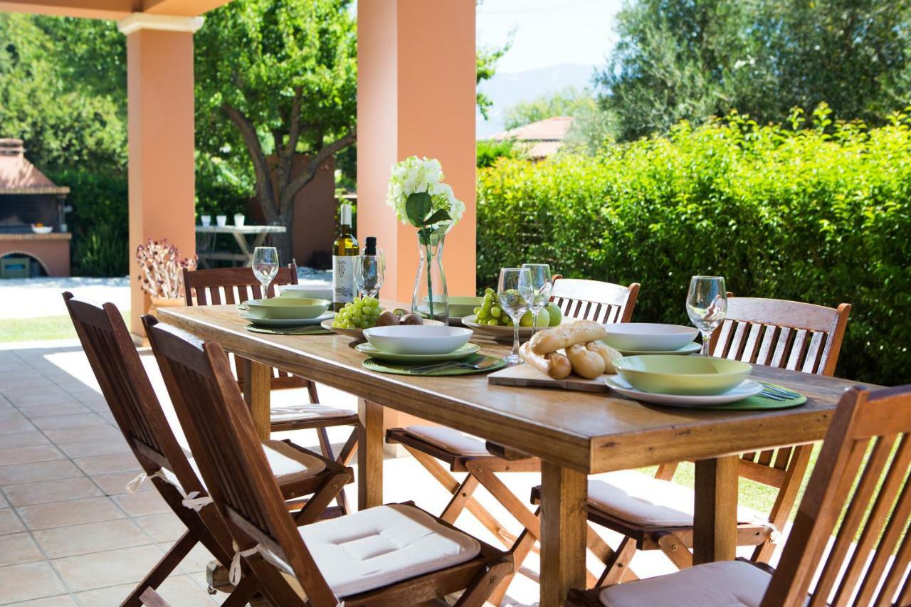 Oleanna Villas - Villa Elena Svoronata Bagian luar foto